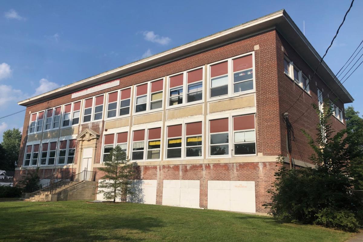 Baldwinville Elementary School into apartments (2023)